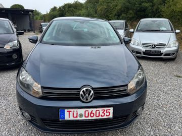 Volkswagen Golf - 1