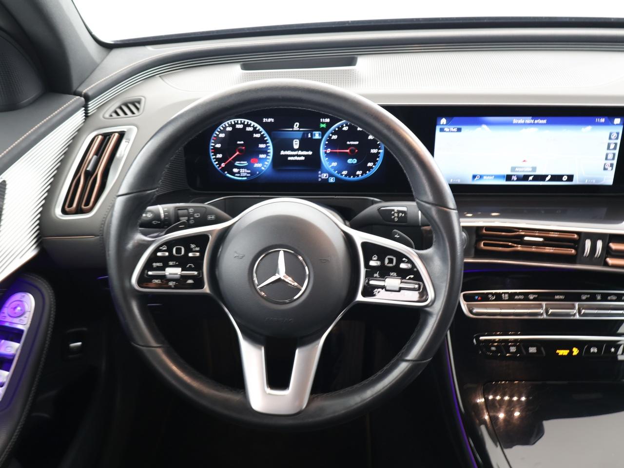 Mercedes-Benz EQC 400 4M AMG AHK HUD Leder 360° SHD Distr.