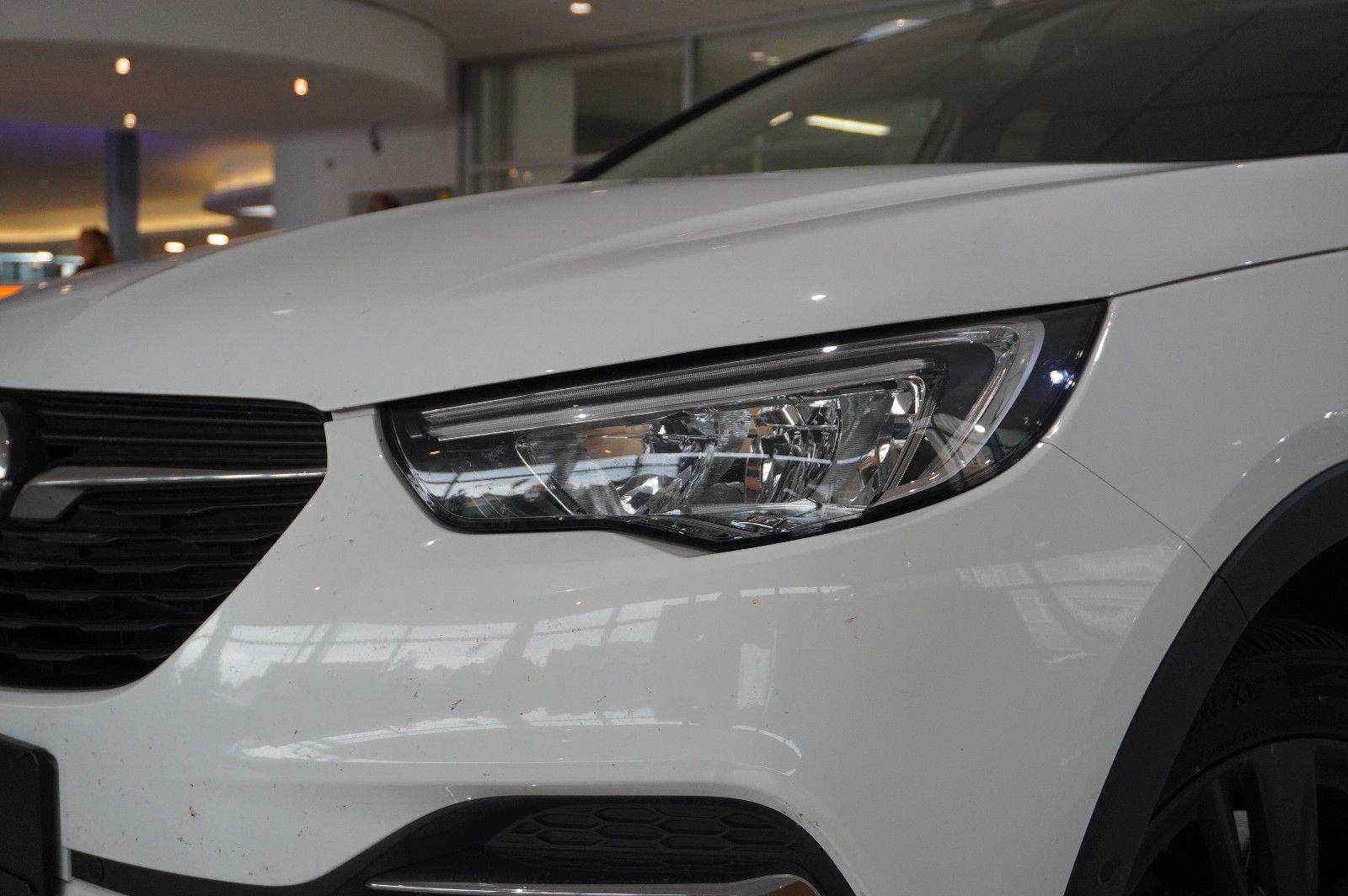 Fahrzeugabbildung Opel Grandland 1.5D AHK/KAMERA/SHZ/LHZ/FSH/ALU/ACC