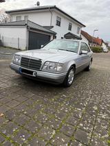 Mercedes-Benz E 220 E Coupe H Oldtimer  TOP ZUSTAND  - gebrauchte Mercedes-Benz E 220 aus dem Jahr 1993