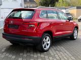 Skoda Karoq Style *Pano *AHK *LED *4xSHZ *Garantie - rote Skoda Karoq