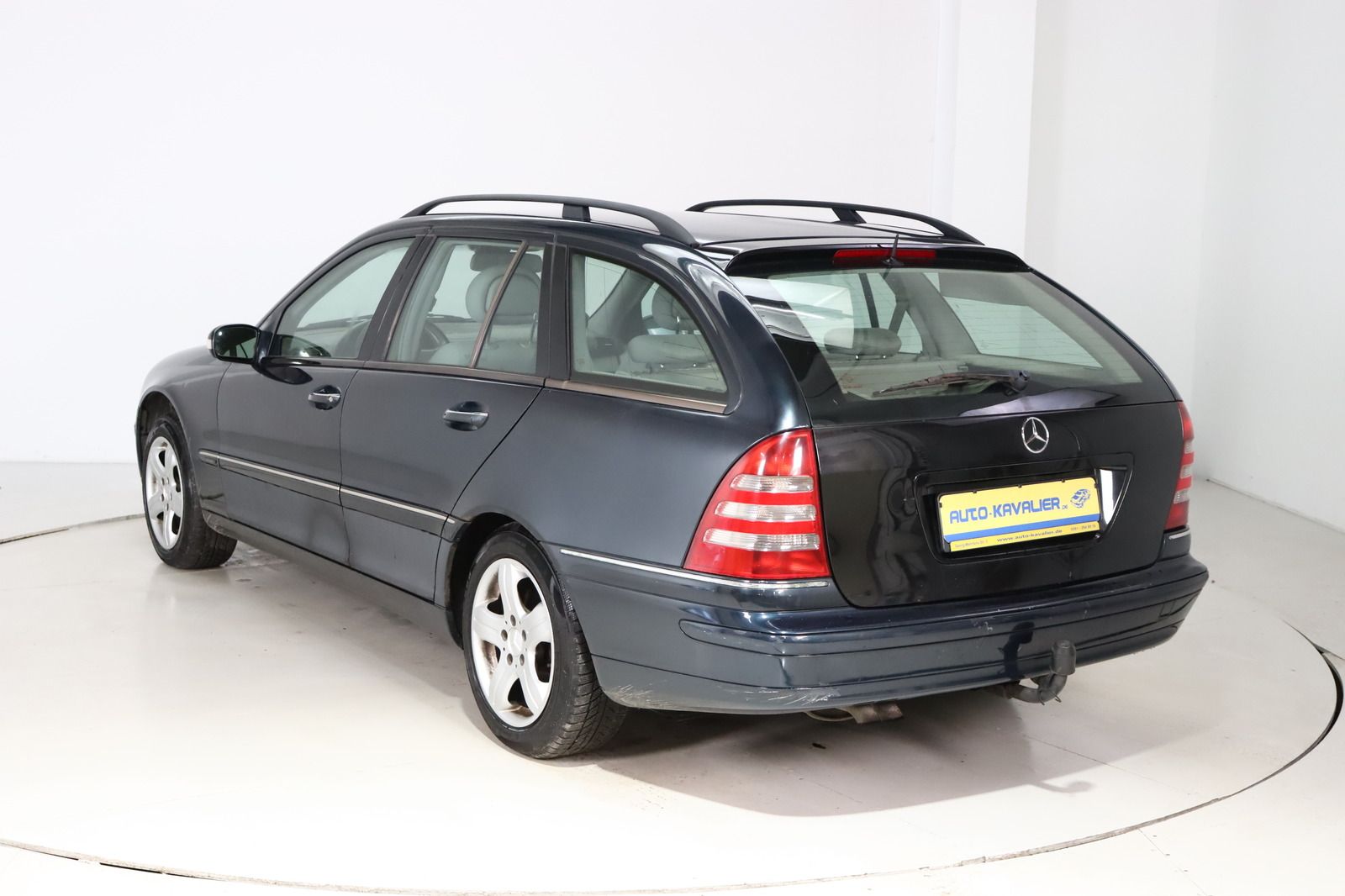 Fahrzeugabbildung Mercedes-Benz C 220 CDI T ELEGANCE