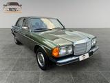Mercedes-Benz 200 123er     @Schiebedach & Scheckheft@