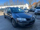 Renault Megane II 1.9 dCi, TÜV - Renault Megane aus 2006 mit Diesel-Antrieb