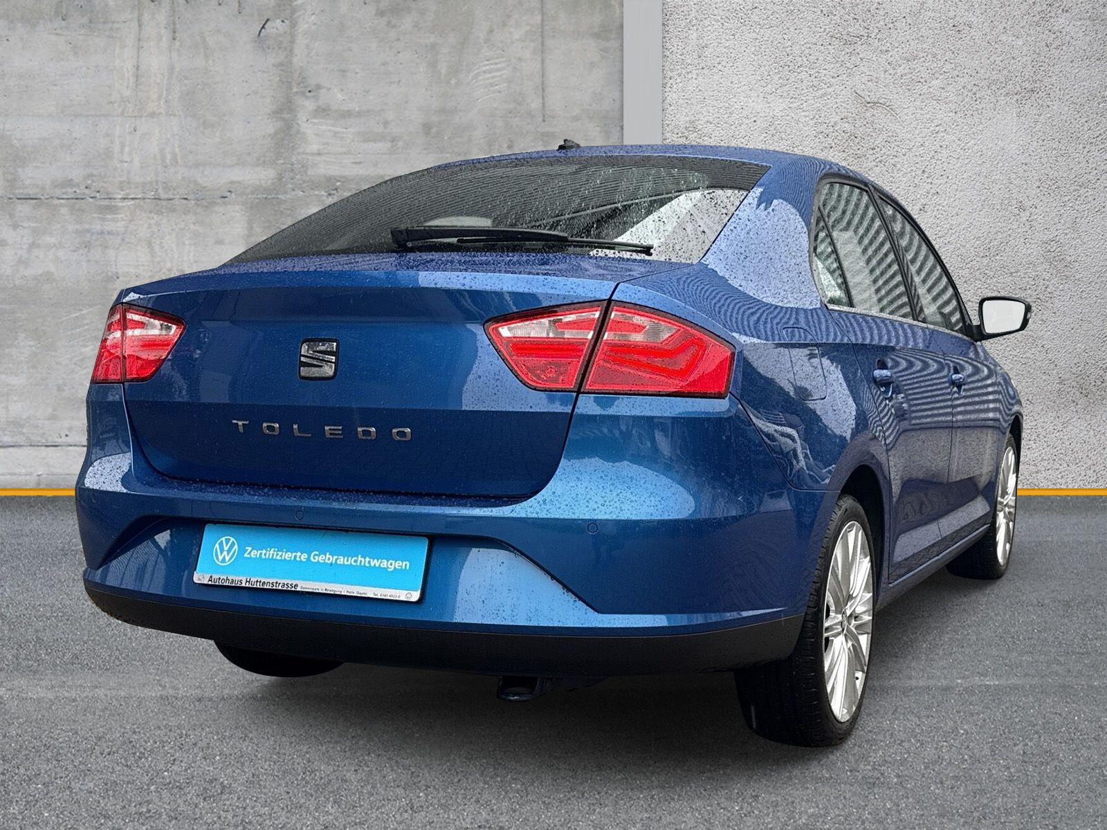 Fahrzeugabbildung SEAT Toledo 1.0 TSI Xcellence Navi PDC GRA
