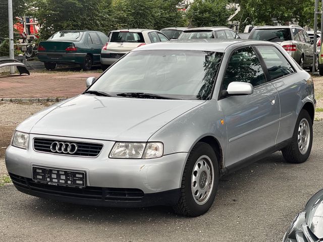 Audi A3 1.6