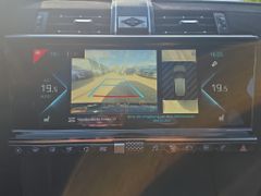 Fahrzeugabbildung DS Automobiles DS 7 Crossback E-Tense 225 Performance Line