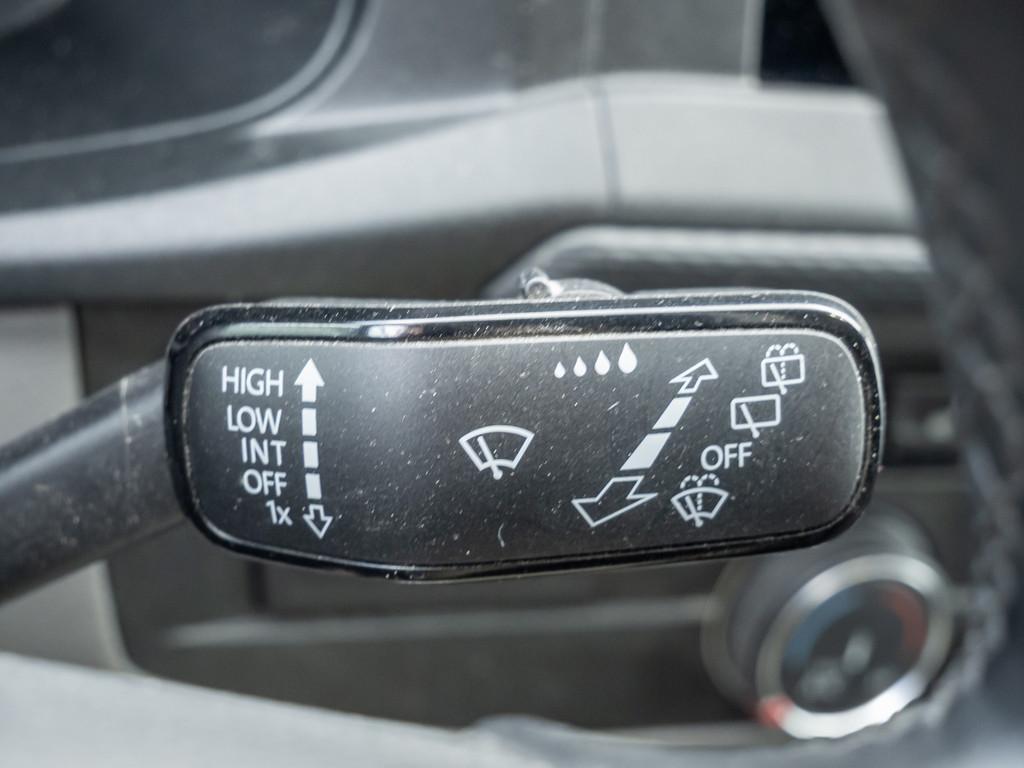 Volkswagen T6.1 Kasten 2.0 TDI SORTIMO KAMERA NAVI ACC LED