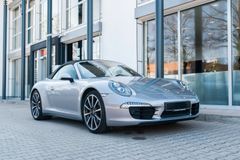 PORSCHE 991 Carrera 4 Cabriolet/ PASM / SPORT AGA / BOSE PORSCHE 991 Carrera 4 Cabriolet/ PASM / SPORT AGA / BOSE