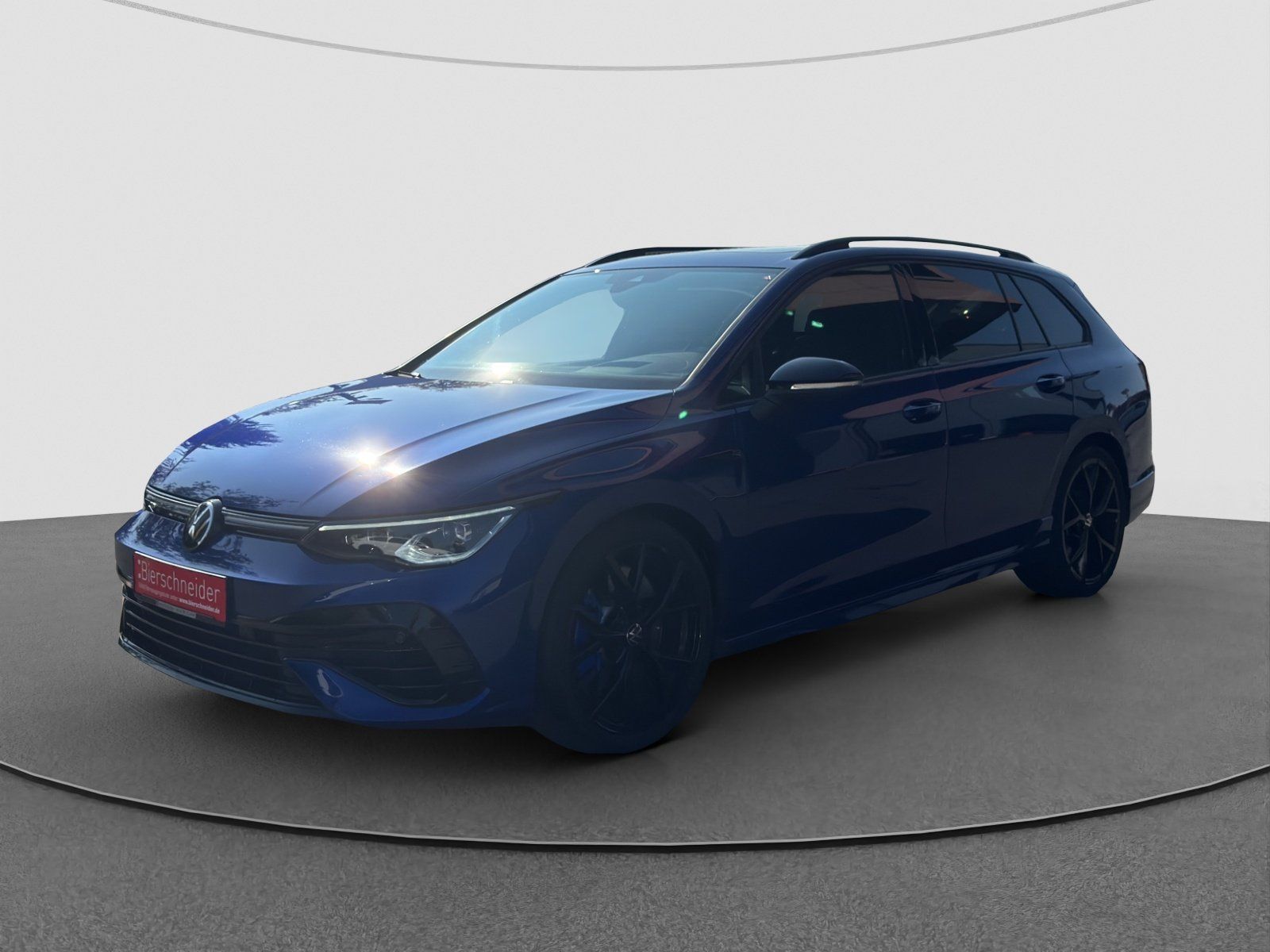 Volkswagen Golf VIII Variant 2.0 TSI DSG R 4Motion AHK HEAD foto 2