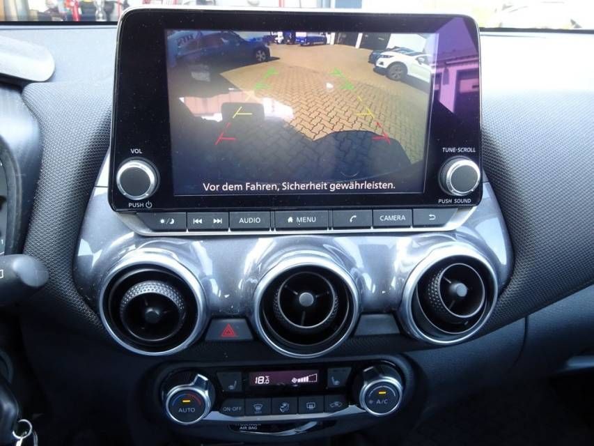 Fahrzeugabbildung Nissan Juke 1.0 DIG-T acenta Rückfahrkamera