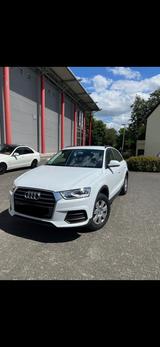 Audi Q3 1.4 TFSI  - Audi in Bielefeld: Q1
