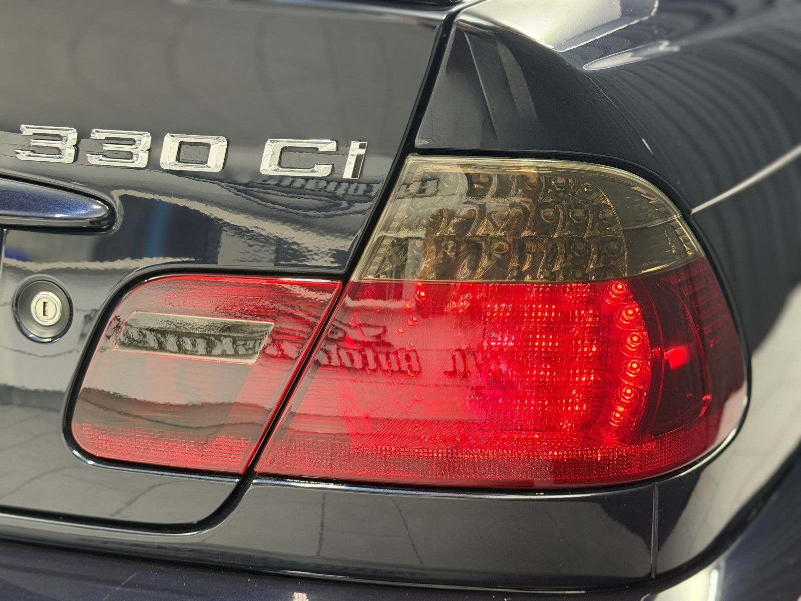 Fahrzeugabbildung BMW 330i Coupe Edition Sport |1.HAND|SMG|H/K|LEDER
