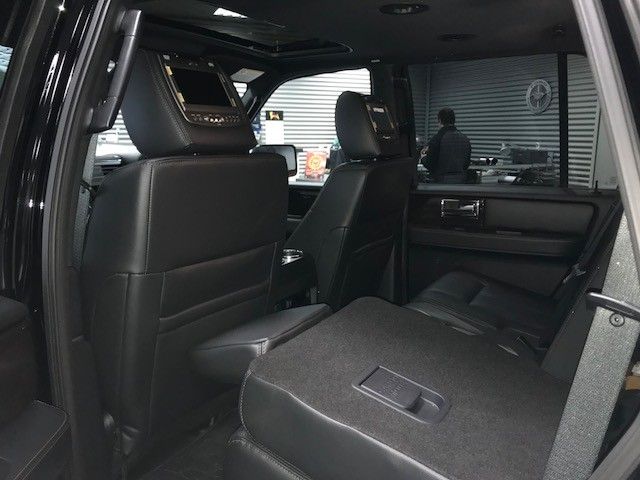 Fahrzeugabbildung Lincoln NAVIGATOR RESERVE 4x4 ECOBOOST -1.HAND