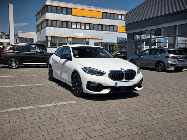 BMW 118d Sport Line / M Shadow, Ambiente, Carplay,