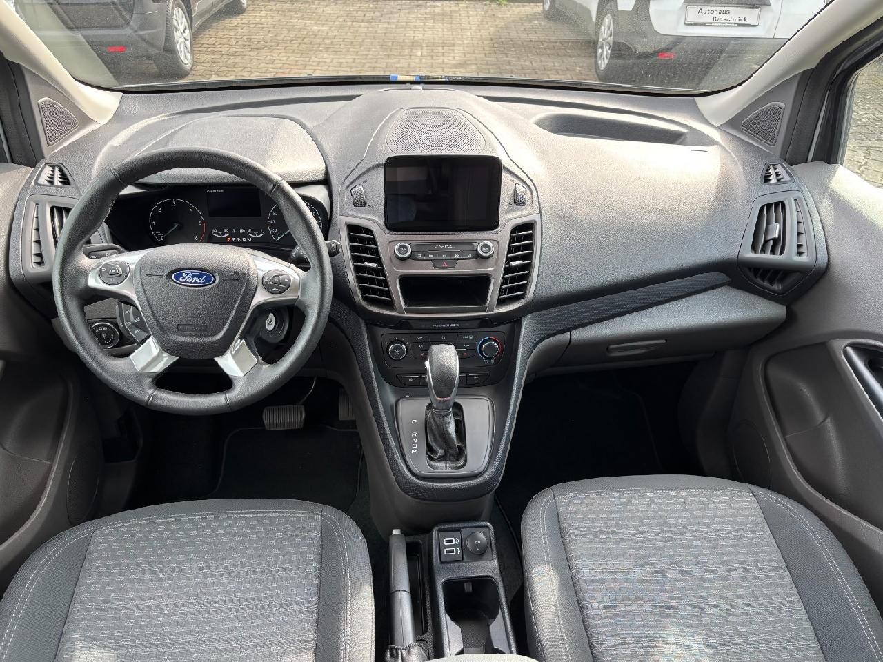 Fahrzeugabbildung Ford Tourneo Connect Kfz-St: 274€, 8566 BUT00172