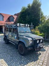 Land Rover Defender Station Wagon Blaser Edition (1/60) - Land Rover Defender: Edition