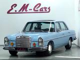Mercedes-Benz 280 SE 4.5 V8 AUTOMATIK*KLIMA*LEDER*SCHIEBEDACHD - Mercedes-Benz 280 mit Benzin-Antrieb: 2.8