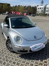 Volkswagen New Beetle 1.4 Cabriolet - Sommerpreis - Volkswagen New Beetle mit Benzin-Antrieb