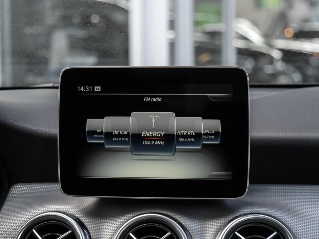 Mercedes-Benz GLA 200 |NIGHT|Urban|NAVI|LED|KEYL|PANO|KAM|PTS