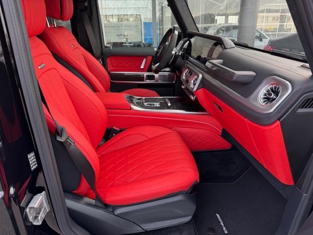 Mercedes-Benz G 63 AMG/Prod.2026/Black-Red-Carbon/TV/Superior – 11