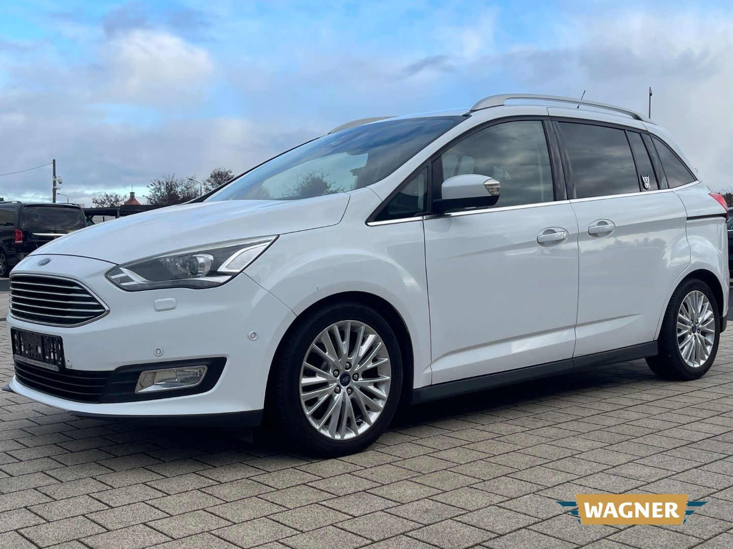 Fahrzeugabbildung Ford Grand C-Max Titanium 7-Sitzer Automatik