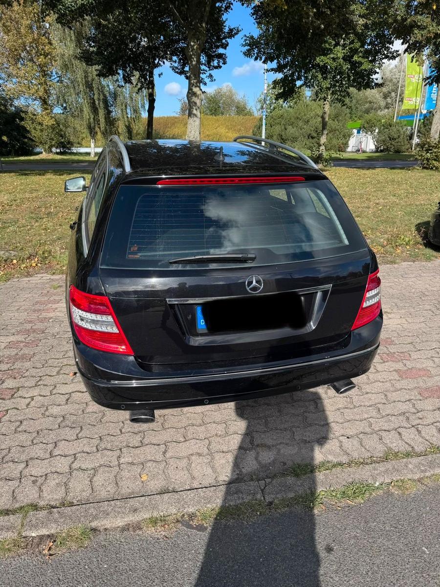 Mercedes-Benz C350 2009 — photo 6