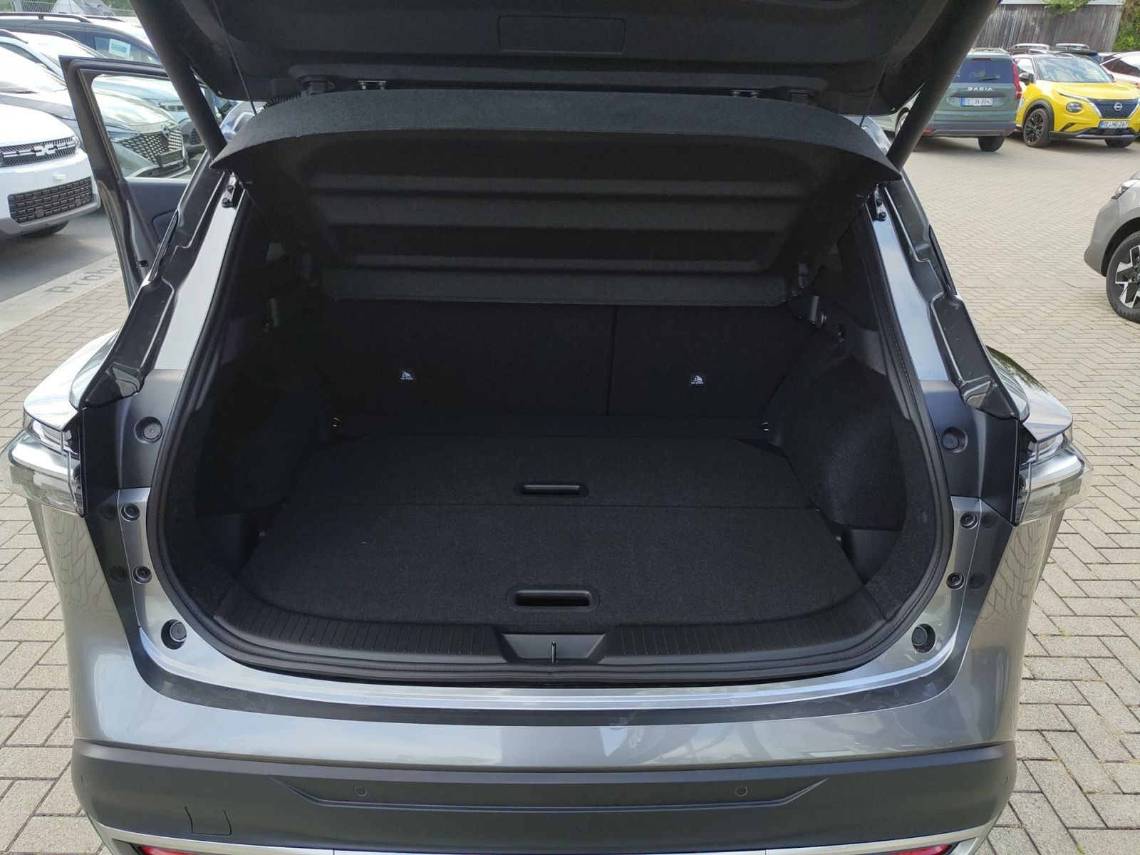 Fahrzeugabbildung Nissan Qashqai N-Connecta*NAVI*PDC*SHZ*KAMERA