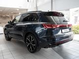 Volkswagen Touareg R-Line 3.0 TDI 4MOTION Voll Pano DYNAU - Volkswagen Touareg aus 2026