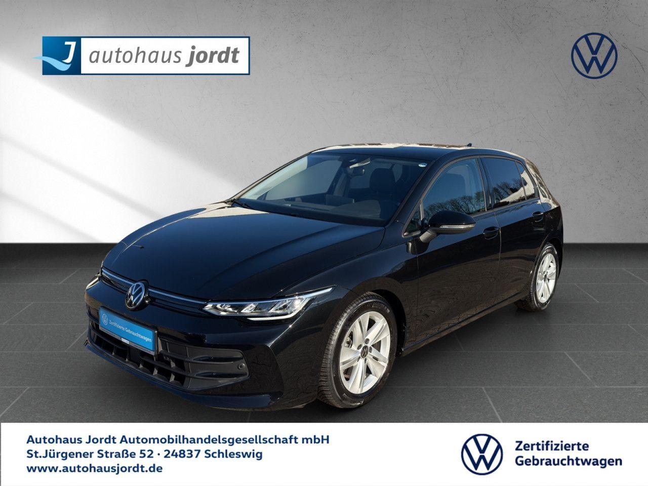 Volkswagen Golf VIII 1.5 TSI OPF Life 6-Gang Anschlussg