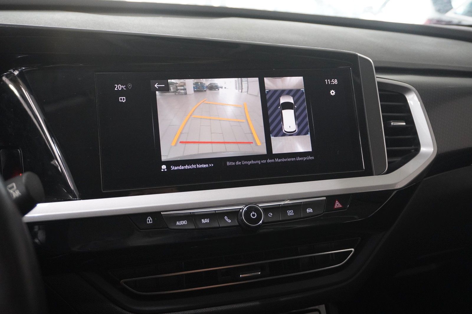 Fahrzeugabbildung Opel Grandland (X) ULTIMATE 4HYBRID NAVI/LED/SPORT/SH