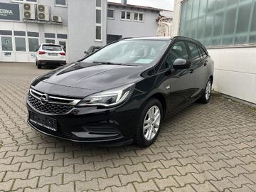 Fotografie Opel Astra K Sportstourer 1.0 Turbo Edition