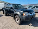 Nissan PickUp Pickup King Cab Profi 4X4 ORGINAL 142 TKM - Nissan PickUp: Geländewagen