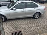 Mercedes-Benz C 180 CGI BlueEFFICIENCY - Mit LPG 