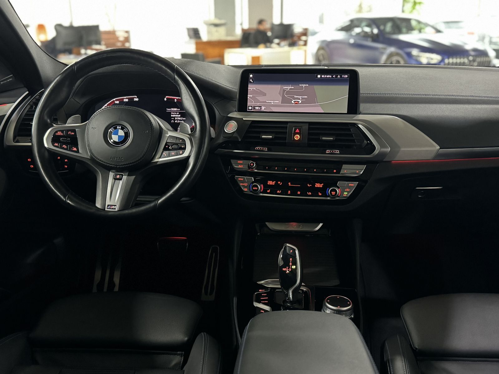 Fahrzeugabbildung BMW X4 xD30d M Sport Panorama 360° HUD DAB H/K AHK