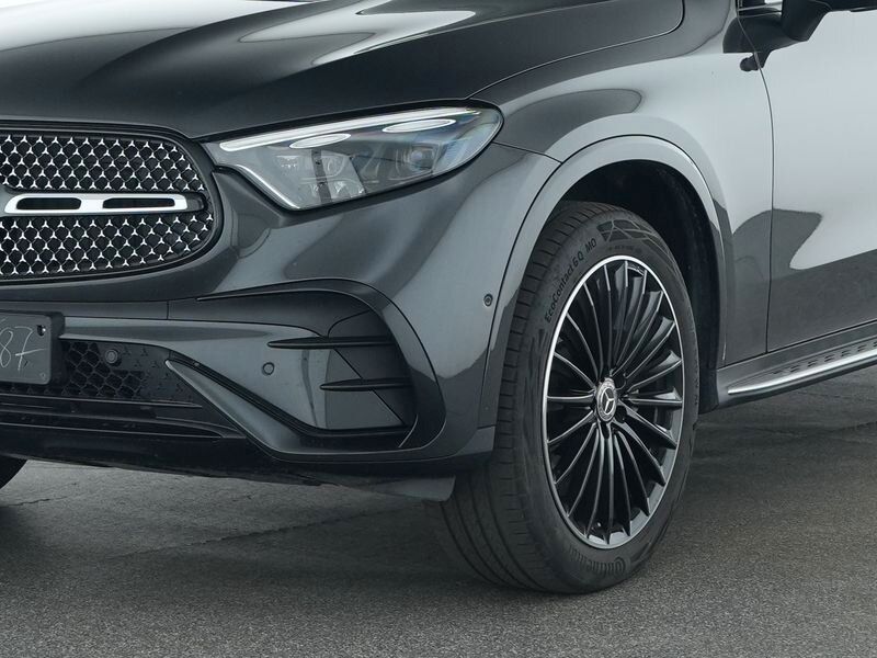 Mercedes-Benz GLC 300 de 4M AMG+Night+Pano+20"+AHK+Digit.Light imagem 3