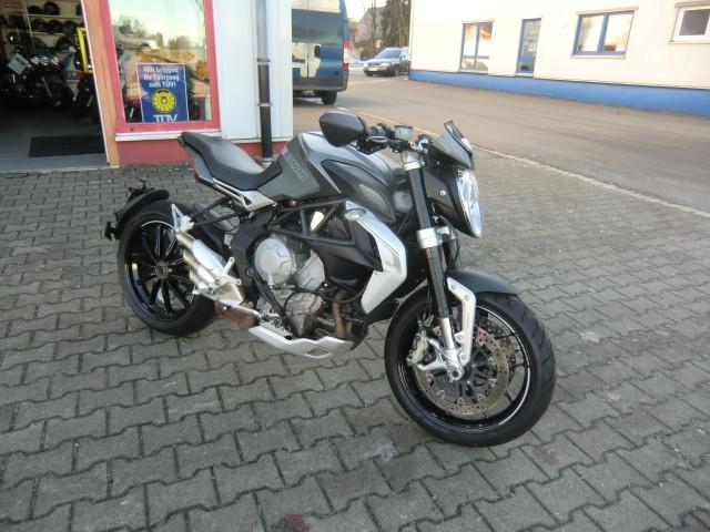 MV Agusta Brutale 800 Dragster