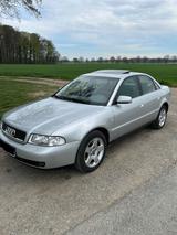 Audi A4 2.4 V6 TÜV neu - gebrauchte Audi A4 aus dem Jahr 2000