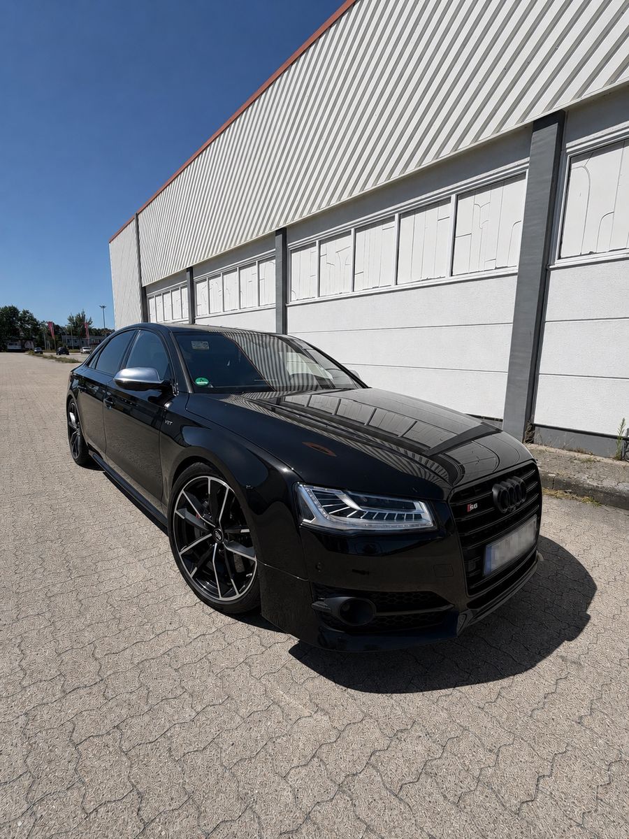 AUDI S8 4.0 TFSI plus tiptronic quattro -