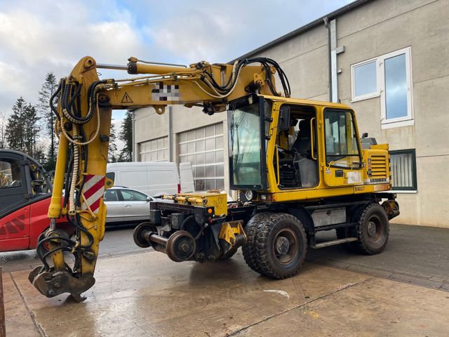 Liebherr A 900 C ZW Litronic Zweiwegebagger