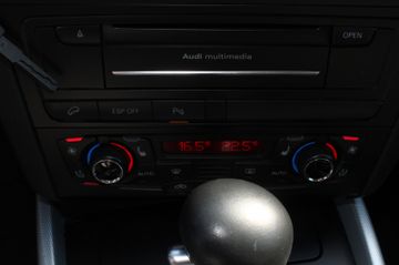 Audi Q5 3.0 TDI  QUATTRO mit XENONMMIISOFIX uvm.