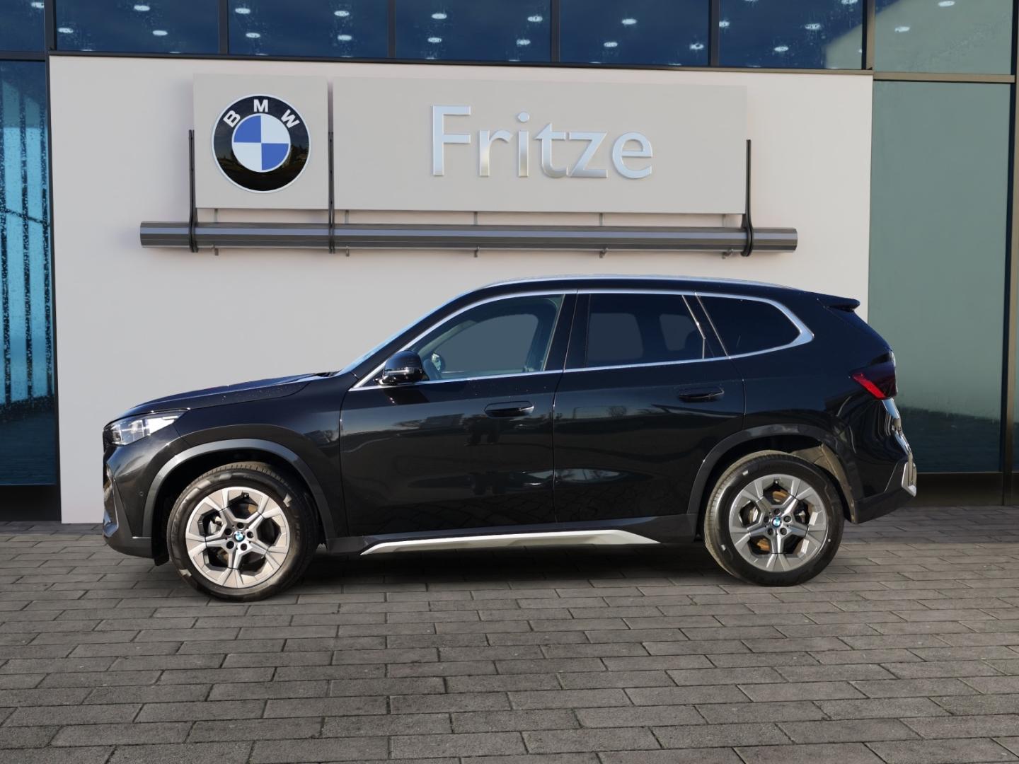 BMW X1 xDrive 20d X Line LED+KLIMAAUTO+NAVI+SHZ+PDC