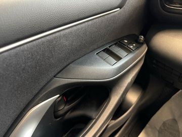 Toyota Yaris - 11
