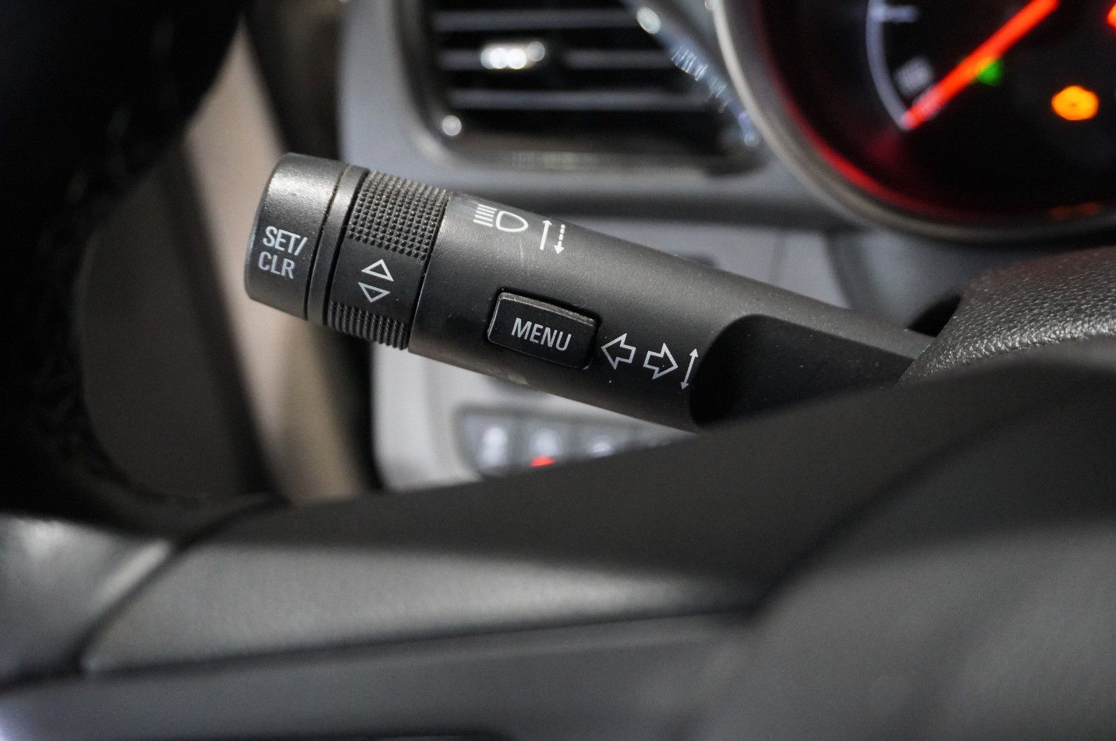 Fahrzeugabbildung Opel Karl 1.0 INNOVATION SHZ/KLIMAAUTOMATIK/ALU