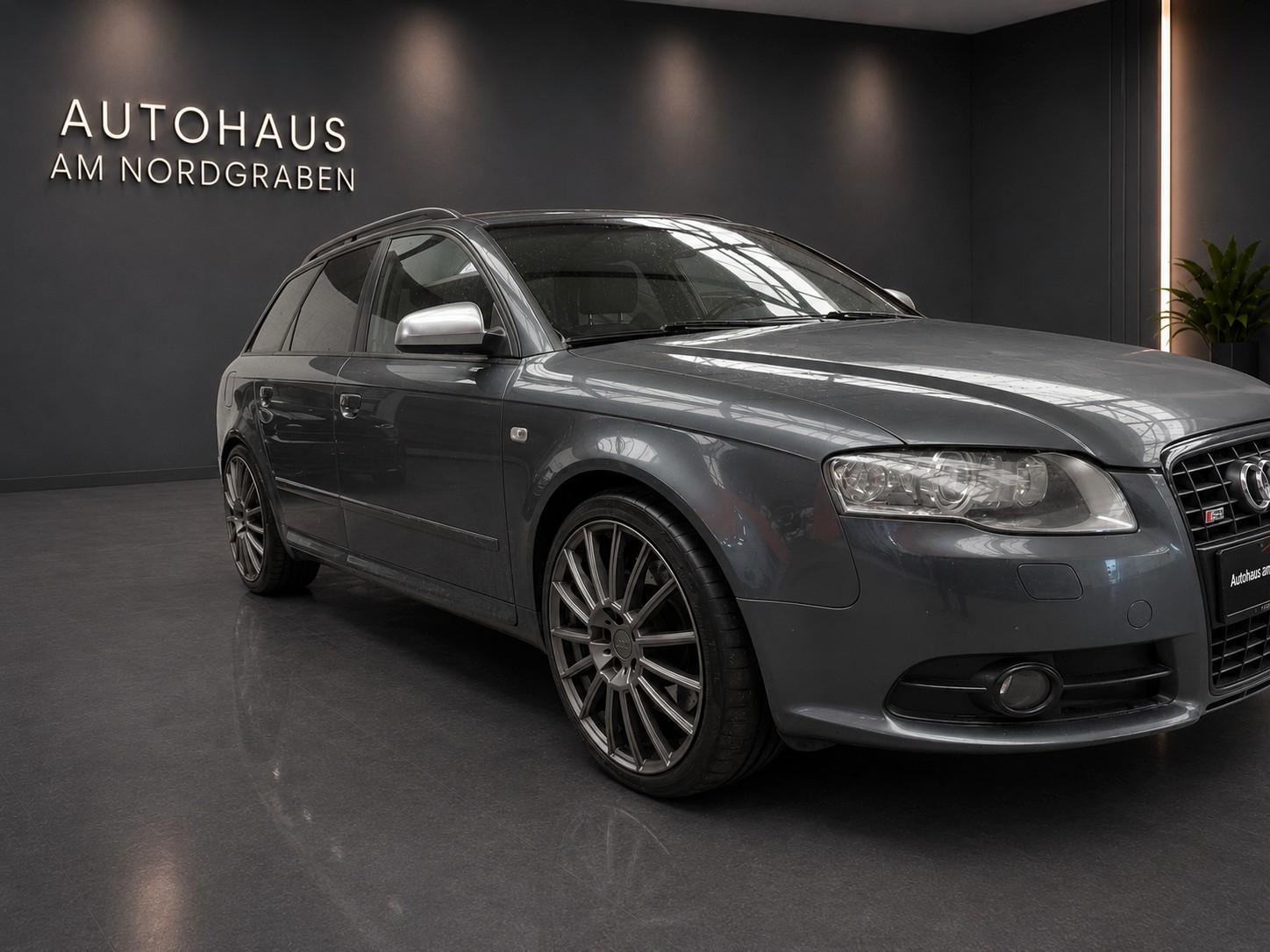 Audi S4 Avant 4.2 V8 344 ch BVM quattro / Recaro Alcantara-Cuir / Bose / Toit ouvrant / GPS MMI Plus