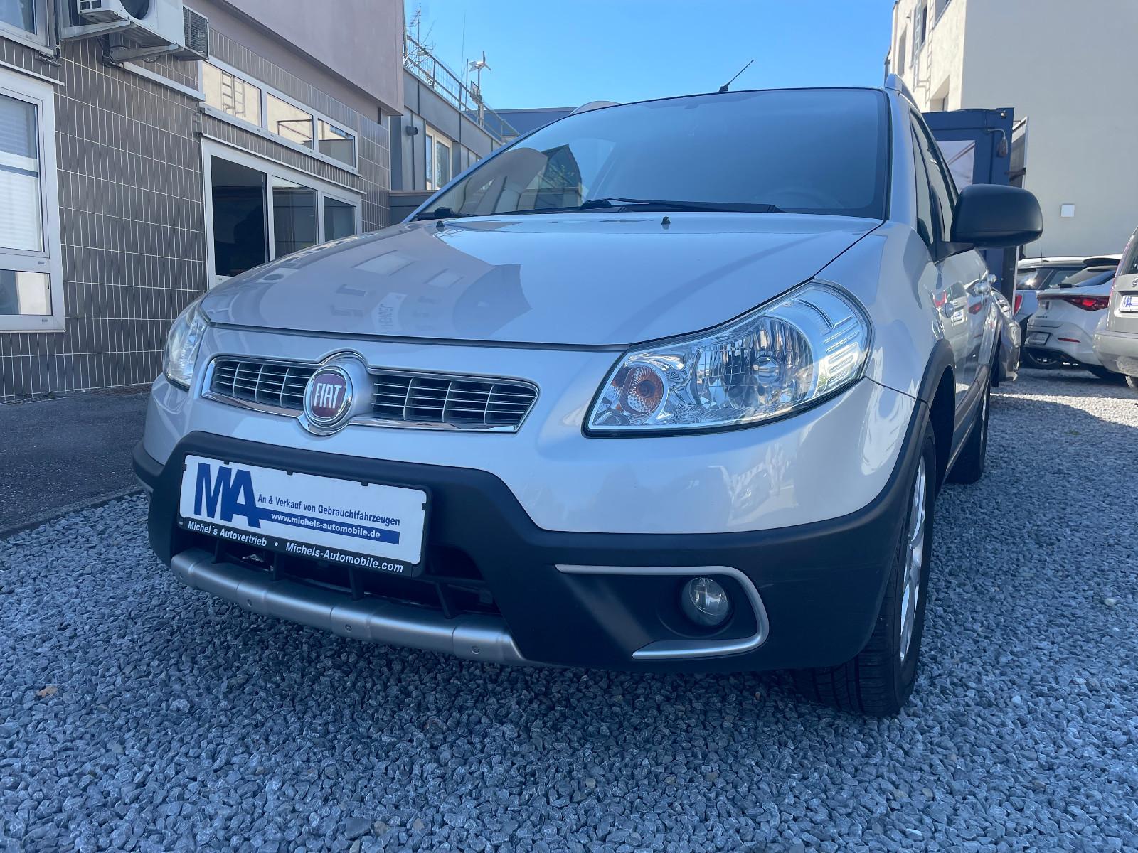 Fiat Sedici 2011 — салон