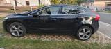 Volvo V40 T3 Momentum mit Top Ausstattung - Volvo V40 mit Benzin-Antrieb: Limousine, Momentum