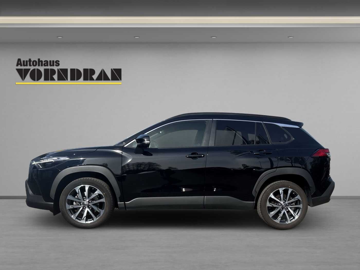 Toyota Corolla Cross 2.0 Hybrid Team D Edition Kamera N foto 3