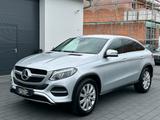 Mercedes-Benz GLE 350 d 4Matic Coupe*2HD*COMNAD*360°Distr+*LED - Mercedes-Benz GLE 350: Sportwagen