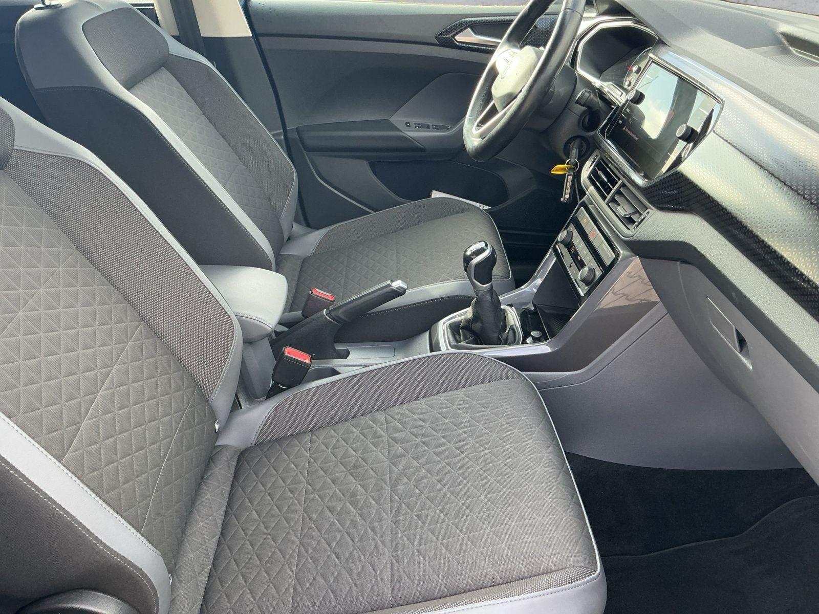 Volkswagen T-Cross 1.0TSI STYLE LED+APP+ACC+RFK+SHZ+DAB+17", миниатюра 13